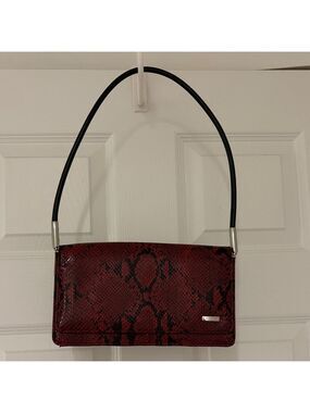 NINE WEST faux snakeskin purse red black shoulder bag multi pockets silver tone
